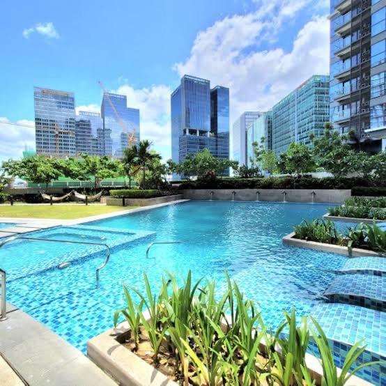 Bgc, Uptown Parksuites Tower 2 Taguig Exterior photo