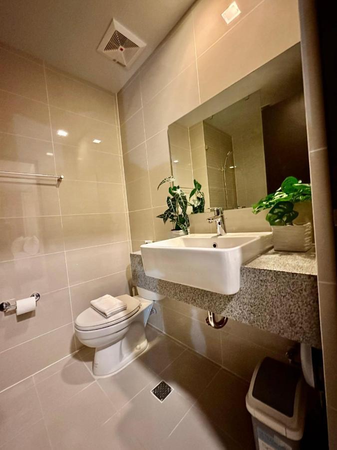 Bgc, Uptown Parksuites Tower 2 Taguig Exterior photo