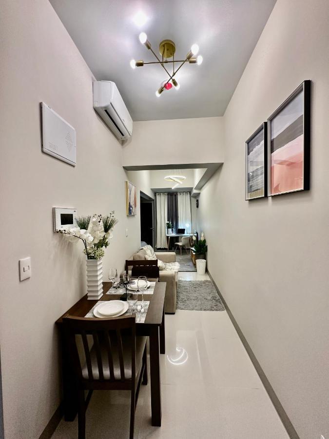 Bgc, Uptown Parksuites Tower 2 Taguig Exterior photo