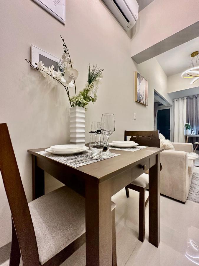 Bgc, Uptown Parksuites Tower 2 Taguig Exterior photo